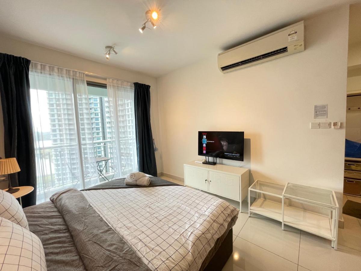 Teega Suites Puteriharbour By Wp Homestay Джохор-Бару Екстер'єр фото