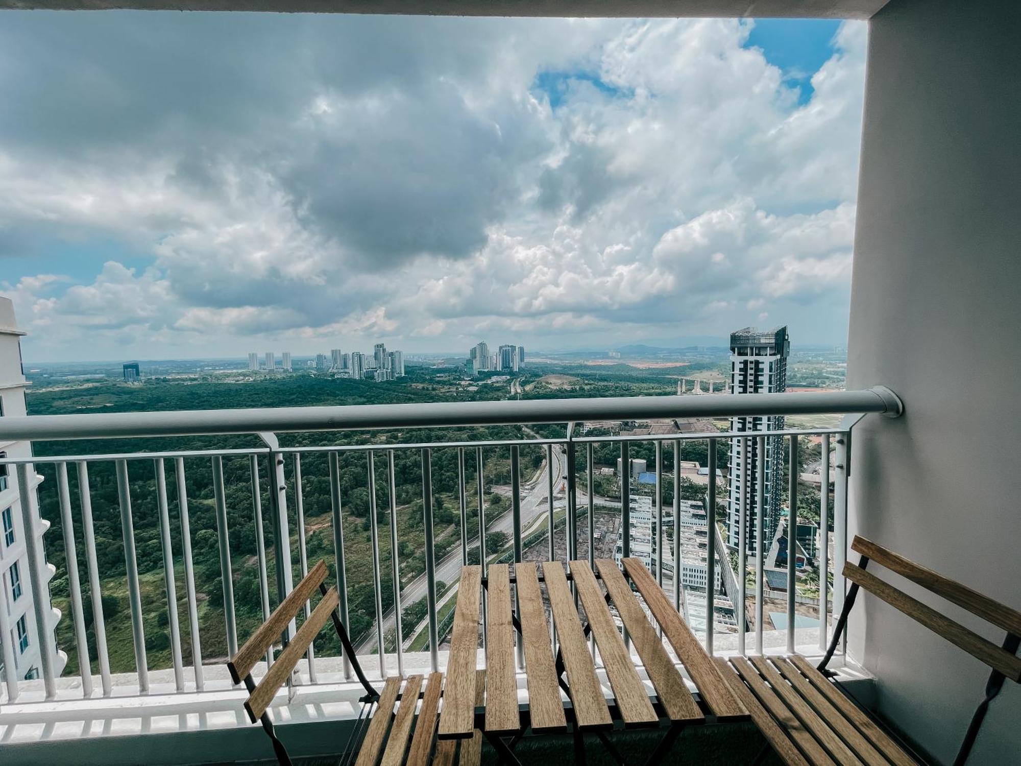 Teega Suites Puteriharbour By Wp Homestay Джохор-Бару Екстер'єр фото