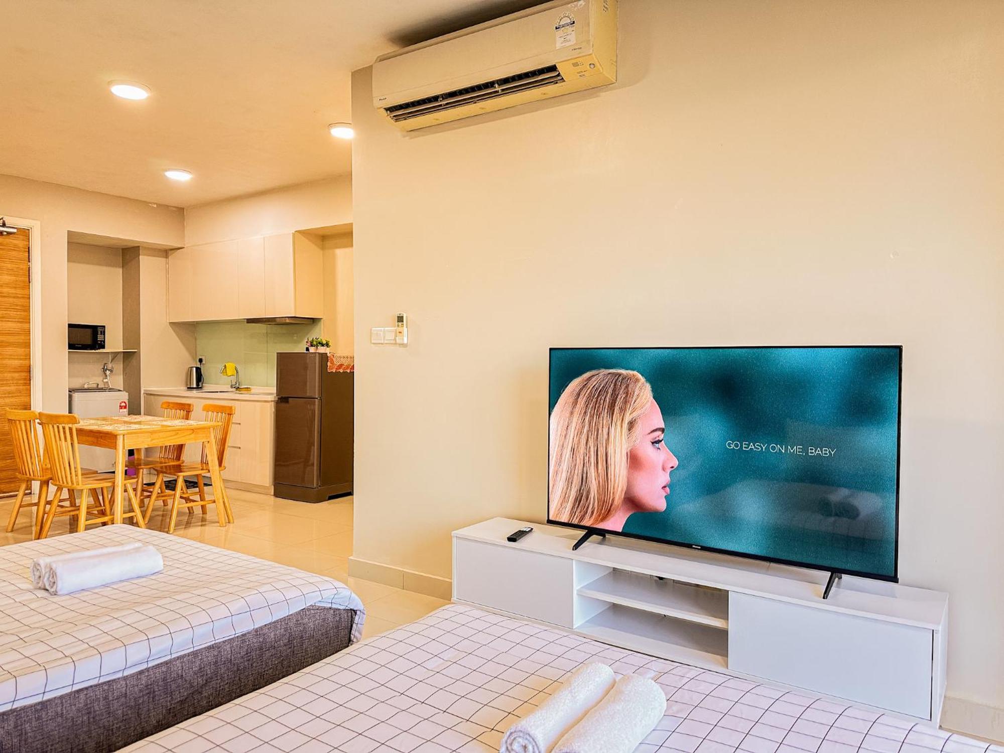 Teega Suites Puteriharbour By Wp Homestay Джохор-Бару Номер фото